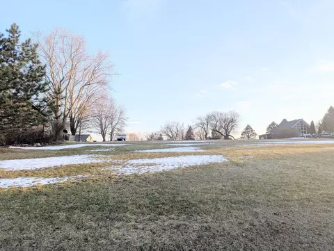 123 Newport Rd, Davis, IL 61019