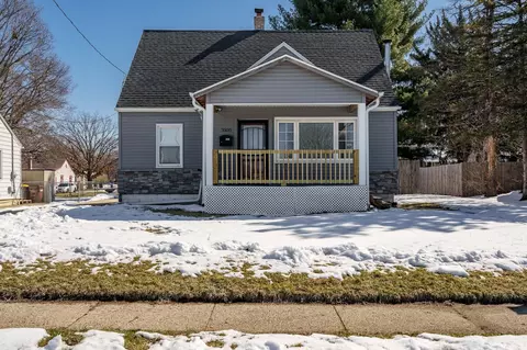 3000 Hanson St, Rockford, IL 61109