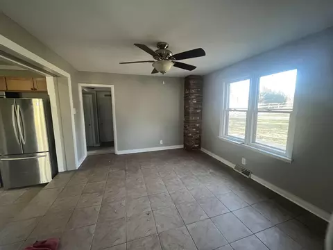 1470 S Demeter Dr, Freeport, IL 61032 photo 6