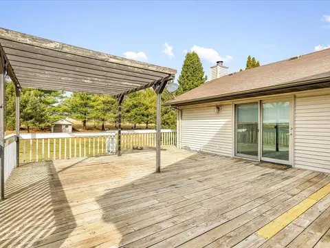 Exterior - 175 Lake Summerset Rd, Lake Summerset, IL 61019 photo 5 of 8
