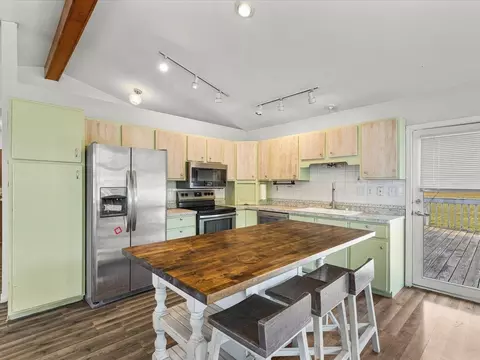 Kitchen - 175 Lake Summerset Rd, Lake Summerset, IL 61019 photo 3 of 3