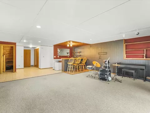 Living - 175 Lake Summerset Rd, Lake Summerset, IL 61019 photo 9 of 10