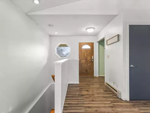 Entry Way - 175 Lake Summerset Rd, Lake Summerset, IL 61019 photo 2 of 2