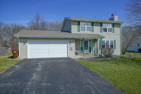 113 Prairie Moon Dr, Davis Junction, IL 61020