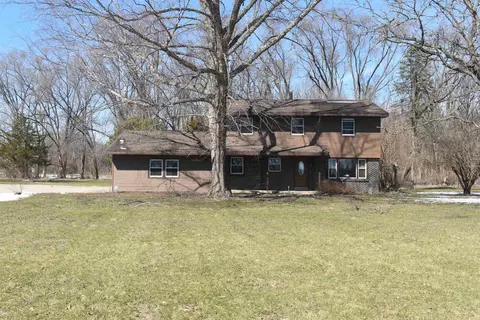 4125 W Rockton Rd, Rockton, IL 61072