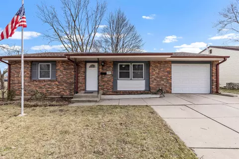 3009 Pleasant View Ave, Rockford, IL 61108
