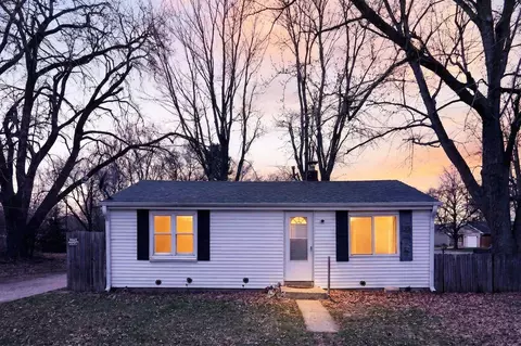 2120 Belden St, Rockford, IL 61101