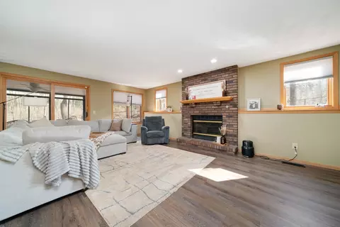Living - 5115 E Hamlet Cir, Byron, IL 61010 photo 1 of 3