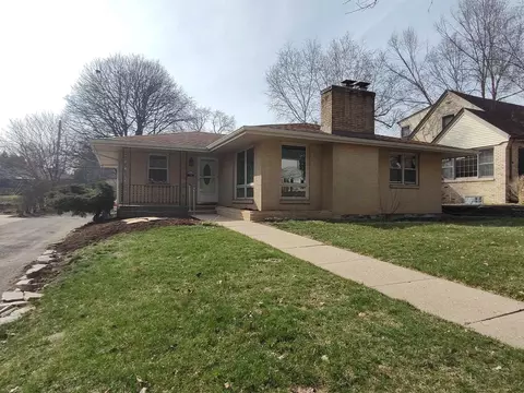 116 N Vale Ave, Rockford, IL 61107 photo 2