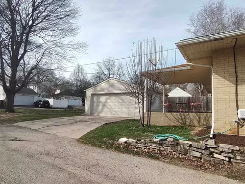 116 N Vale Ave, Rockford, IL 61107 photo 6