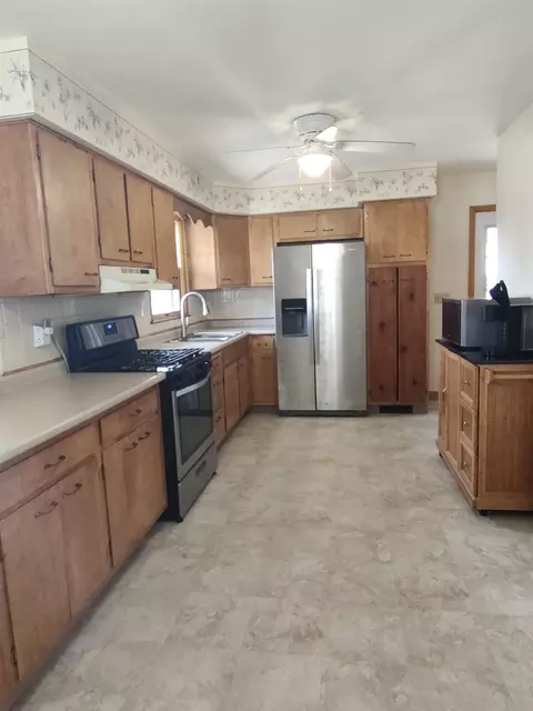116 N Vale Ave, Rockford, IL 61107 photo 24