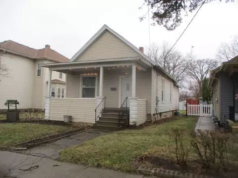 706 E Joliet St, Ottawa, IL 61350