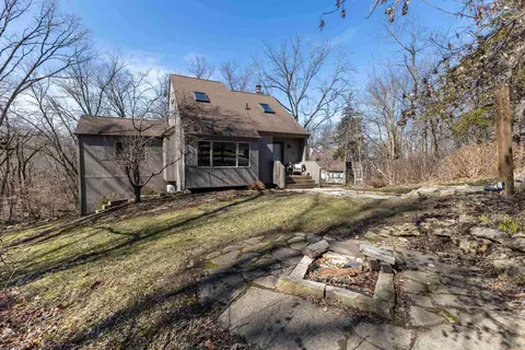 14 Pinehurst Ct, Galena, IL 61036