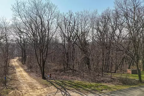 3 Sorrel Ct, Galena, IL 61036