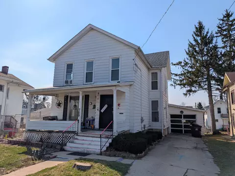 709 W Lincoln Blvd, Freeport, IL 61032