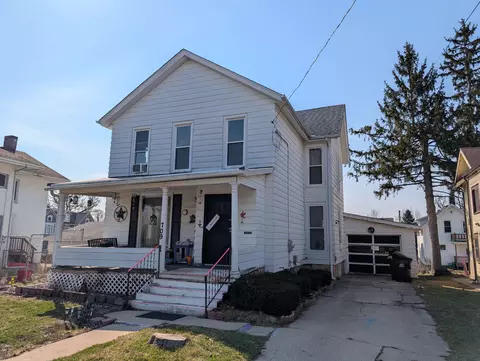 709 W Lincoln Blvd, Freeport, IL 61032