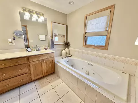 9102 Riverview Trl, Roscoe, IL 61073 photo 20