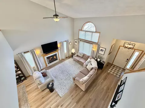 9102 Riverview Trl, Roscoe, IL 61073 photo 15
