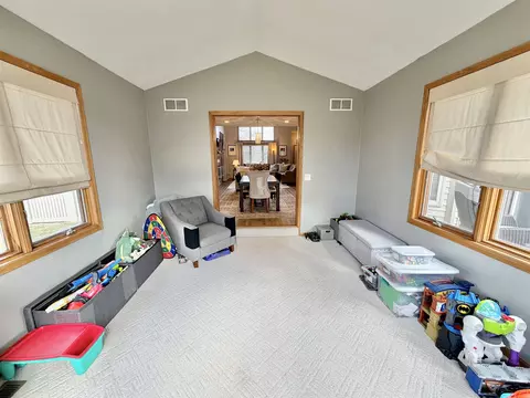 9102 Riverview Trl, Roscoe, IL 61073 photo 13