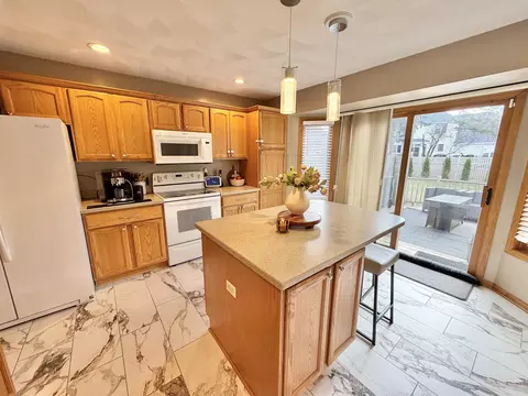 9102 Riverview Trl, Roscoe, IL 61073 photo 8