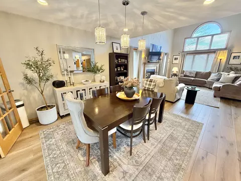 9102 Riverview Trl, Roscoe, IL 61073 photo 11