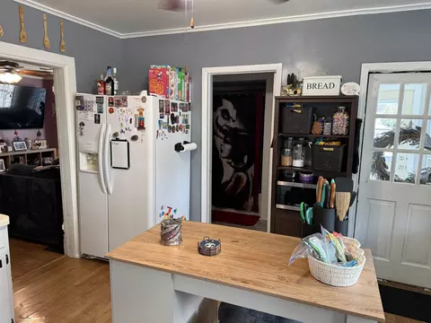 436 N Apple Ave, Freeport, IL 61032 photo 11