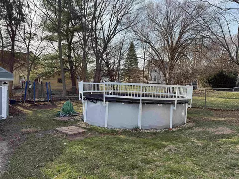 436 N Apple Ave, Freeport, IL 61032 photo 25