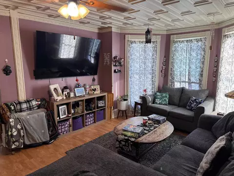 436 N Apple Ave, Freeport, IL 61032 photo 8