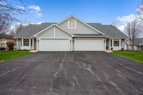 4352 Sunset Ter, Loves Park, IL 61111