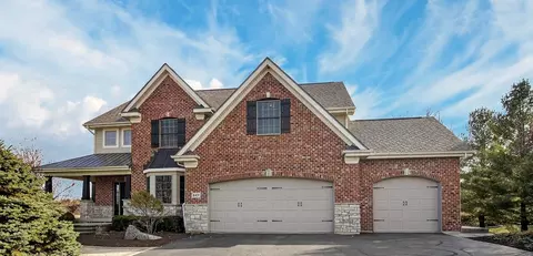 847 Stonegate Dr, Belvidere, IL 61008