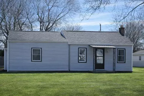 943 Drexel Blvd, Machesney Park, IL 61115