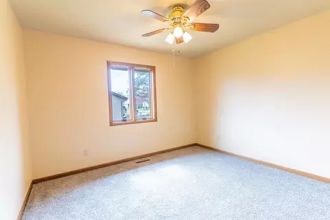 Bedroom - 151 N Fox Run Ln, Byron, IL 61010 photo 4 of 10