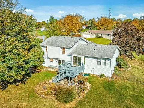 View/Area - 6609 Sawmill Dr, Roscoe, IL 61073 photo 3 of 8