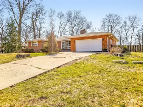 2515 Mandrake Dr, Rockford, IL 61108