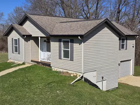 3 A199 General Jackson, Apple River, IL 61001
