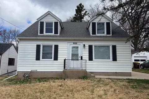1508 Rural St, Rockford, IL 61107