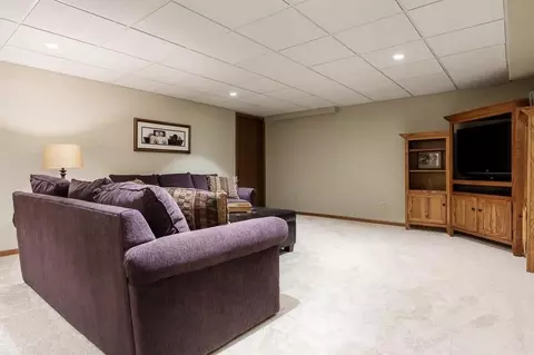 11548 Chatt Ct, Roscoe, IL 61073 photo 37