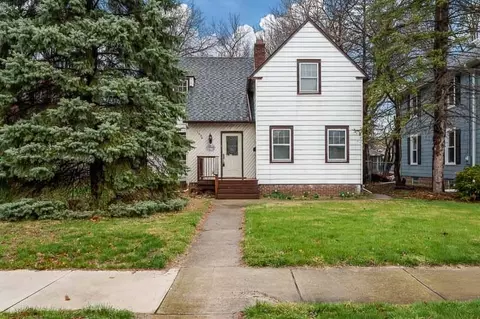 1436 Jackson St, Rockford, IL 61107