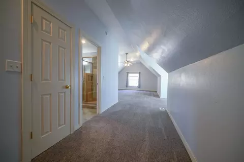 Entry Way - 711 Taylor St, Pecatonica, IL 61063 photo 2 of 4