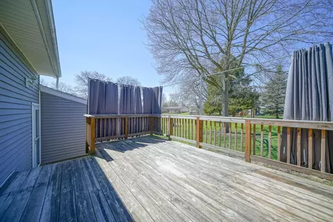 Exterior - 711 Taylor St, Pecatonica, IL 61063 photo 2 of 5