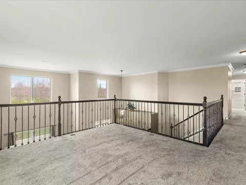 Entry Way - 342 Comstock Dr, Elgin, IL 60124 photo 7 of 9