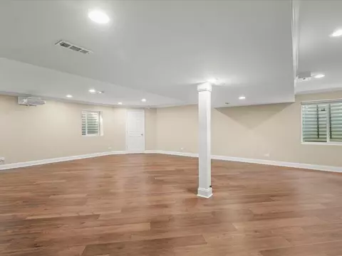 Other - 342 Comstock Dr, Elgin, IL 60124 photo 10 of 15