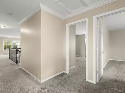 Entry Way - 342 Comstock Dr, Elgin, IL 60124 photo 8 of 9
