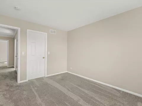 Bedroom - 342 Comstock Dr, Elgin, IL 60124 photo 7 of 7