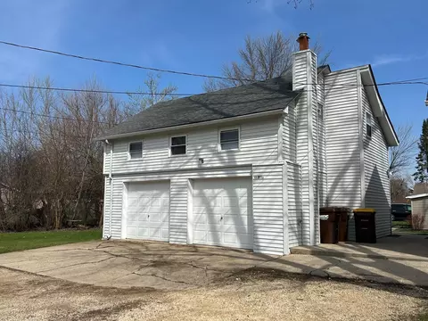 1121 8th Ave, Belvidere, IL 61008 photo 2