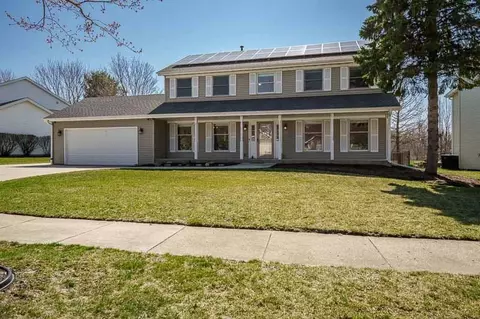 6673 Thomas Pkwy, Rockford, IL 61114