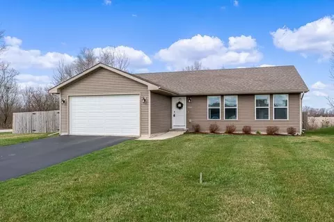 15044 Yellowstone Dr, South Beloit, IL 61080
