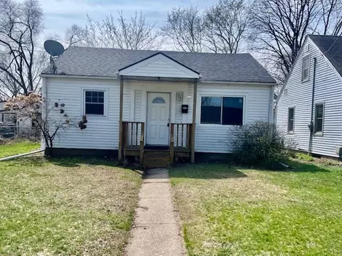 223 Grand Blvd, Loves Park, IL 61111