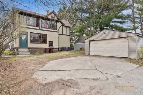 Other - 2522 E State St, Rockford, IL 61107 photo 2 of 5