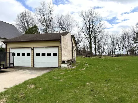 5982 W Clare Rd, Clare, IL 60111 photo 7